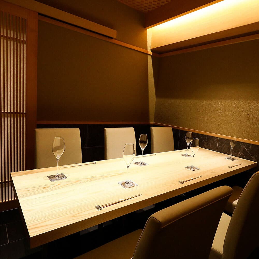 江戸前寿司 すし福 店内