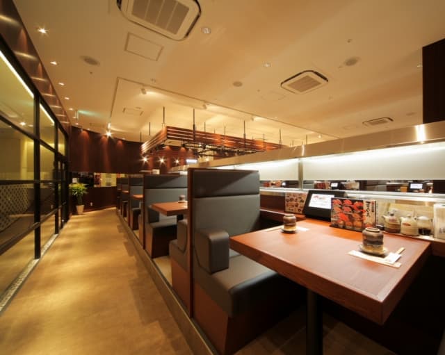 回転寿司 北海素材 店内