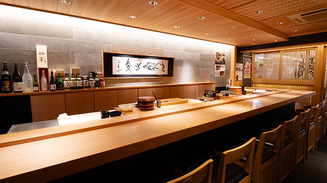 錦 鮨しん 本店 店内