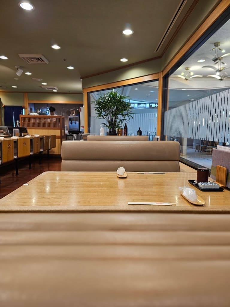 風月寿司 店内